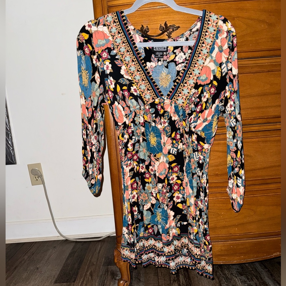 Angie Blue and Orange Sheath Dress V-Neck 3/4 Sleeve